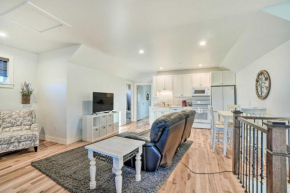 2 Mi to Town Castle Rock Retreat with Fireplace!